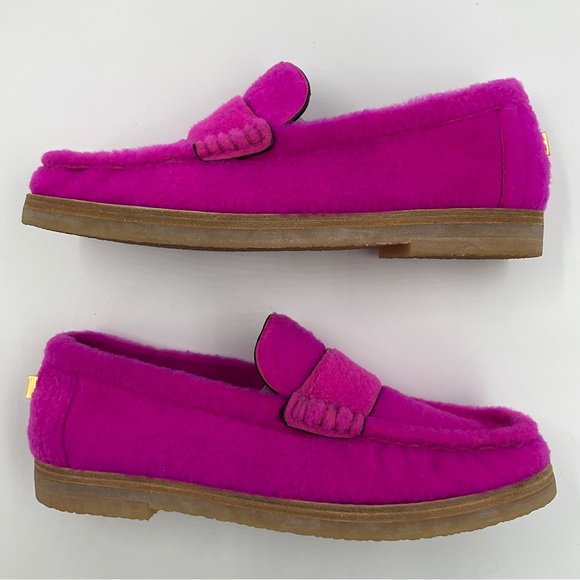 Stuart Weitzman RARE Bromley Spanish Shearling Lambs Wool Loafers Flamingo Pink - Picture 12 of 16